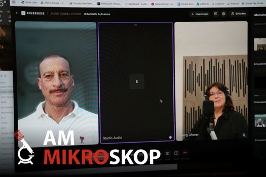 Moderatorin Martina Rupp im Gespräch mit  Dr. Gerald Prager